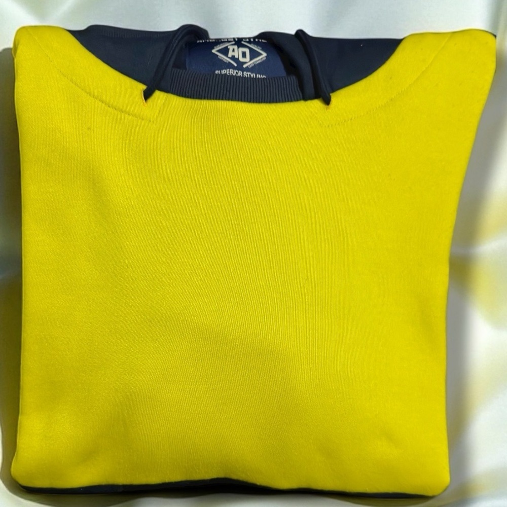 357 Amongst Others |EUC Vintage Men’s Red Yellow Navy Colorblock Hoodie (Size L) - Picture 5 of 17